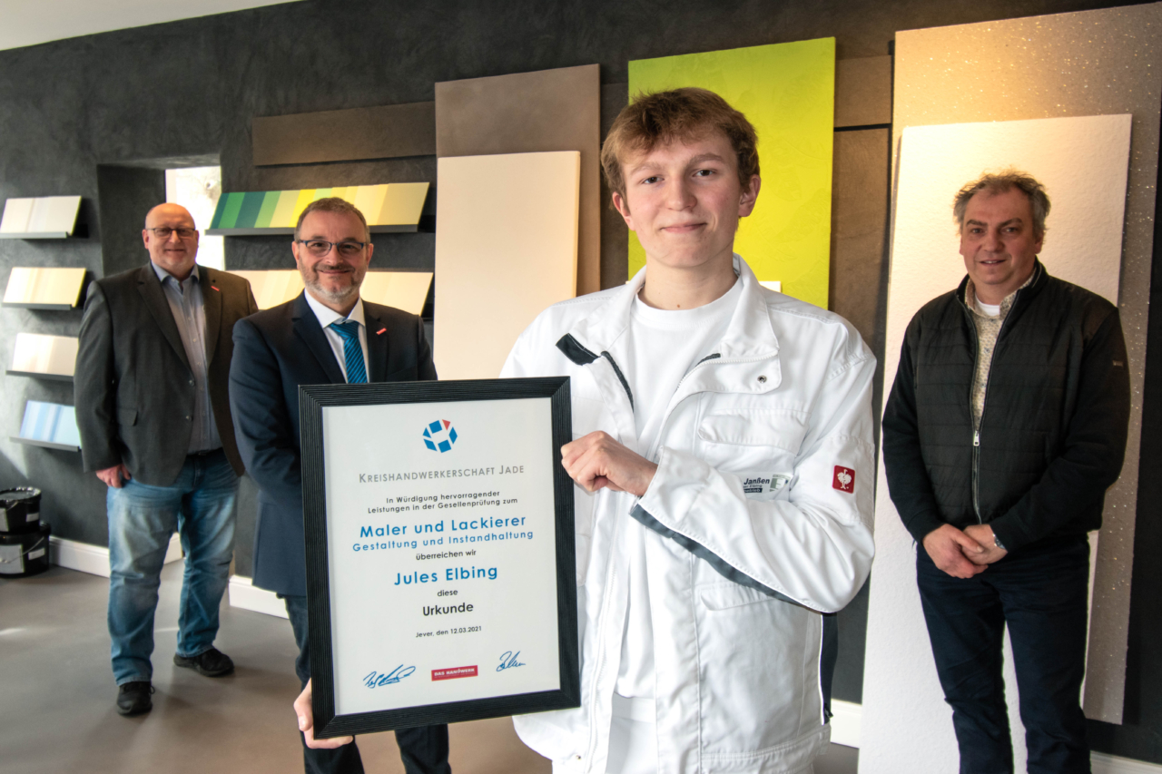 Gesellenprüfung bestanden! - Malerbetrieb Erwin Janßen in Schortens