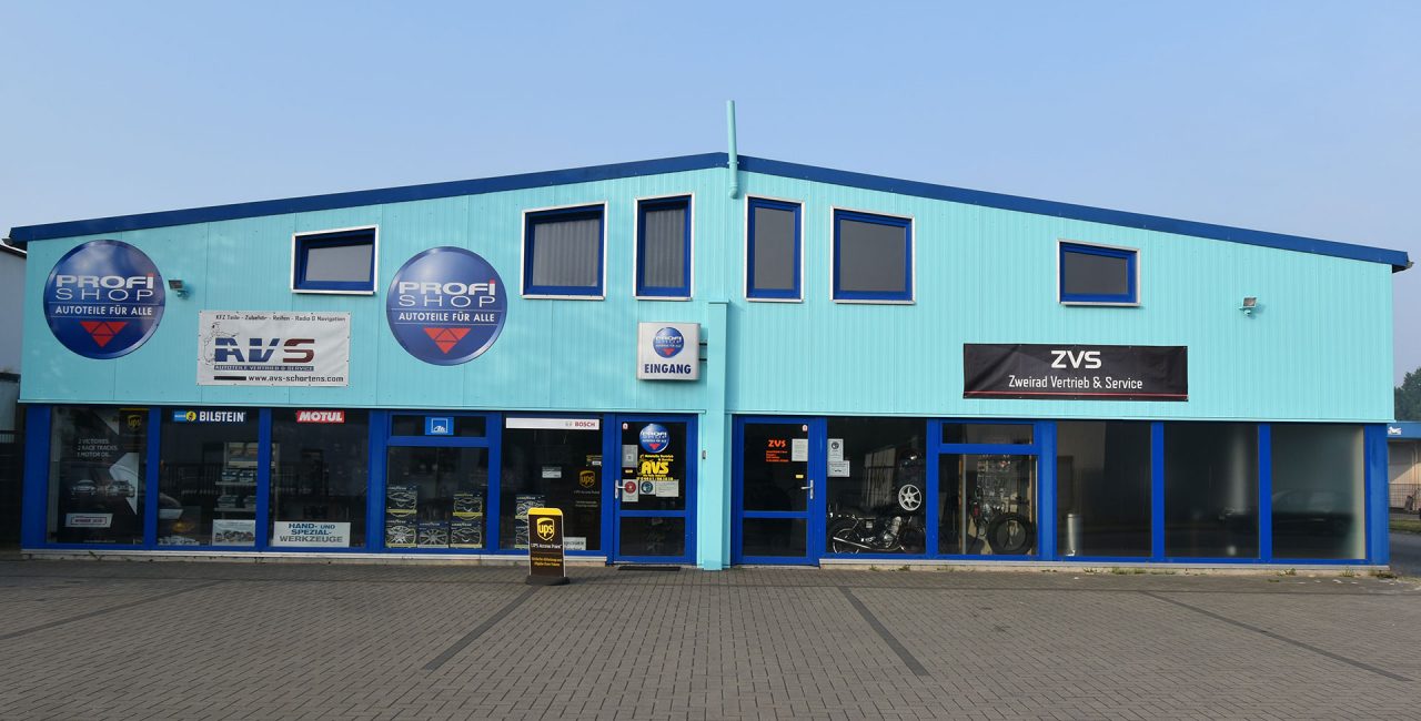 Halle Schortens Anstrich Sanierung Fassadensanierung Malerarbeiten 01