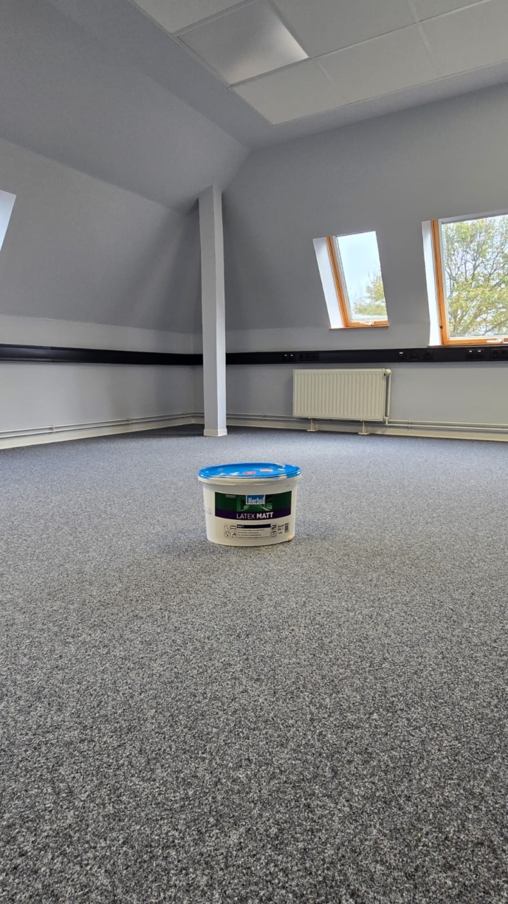Büromodernisierung mit Filz Teppichboden
