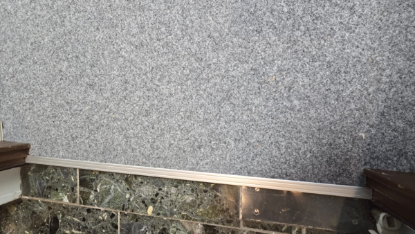 Büromodernisierung mit Filz Teppichboden