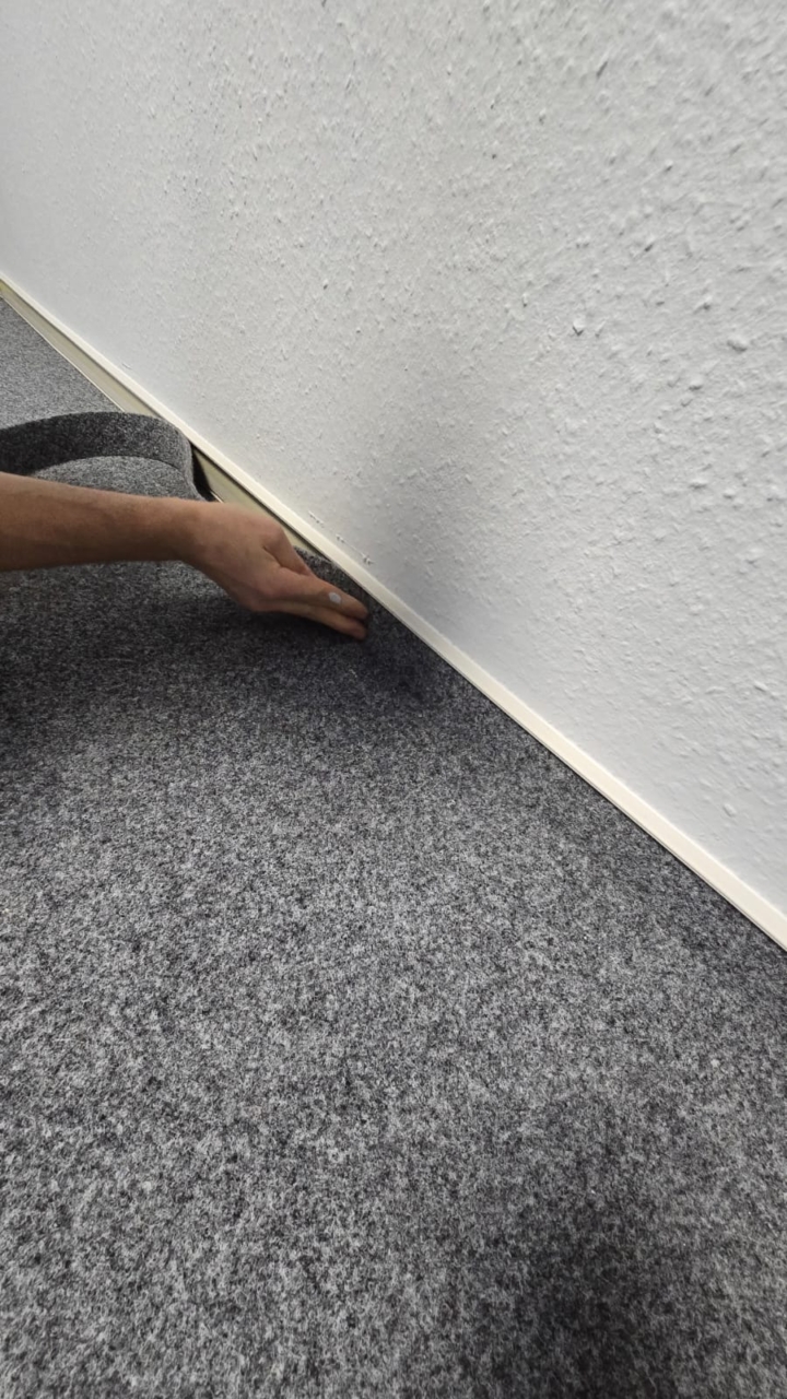 Büromodernisierung mit Filz Teppichboden