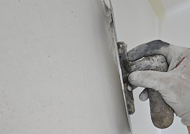 Kalkputz fugenlos spachteln