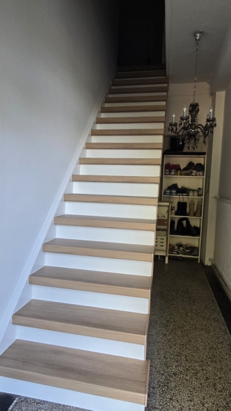 Ohne Licht Neue Treppe ohne Licht